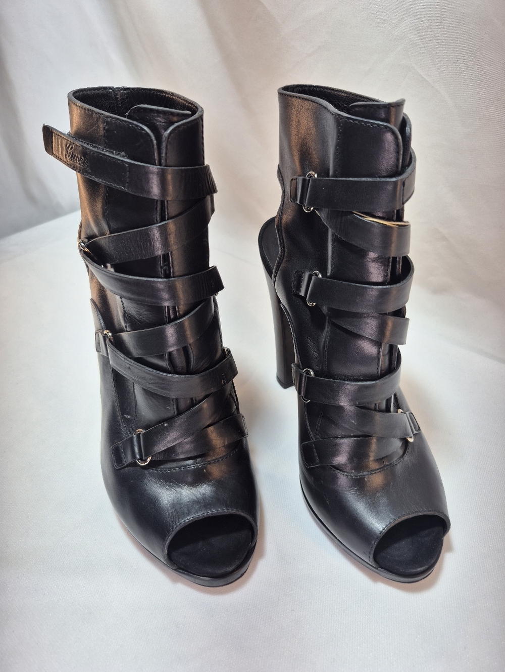 Gucci 257891 black leather 'Devon' open-toe booties  38/7.5M AUTHENTIC GUARANTY - Picture 3 of 7